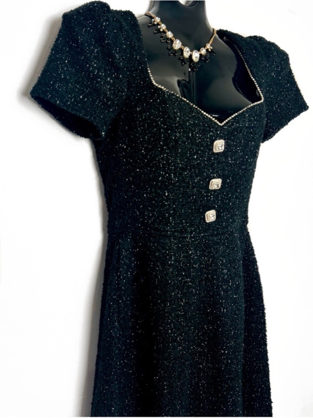 *NWOT Beautiful Classy Black Sparkle Dress